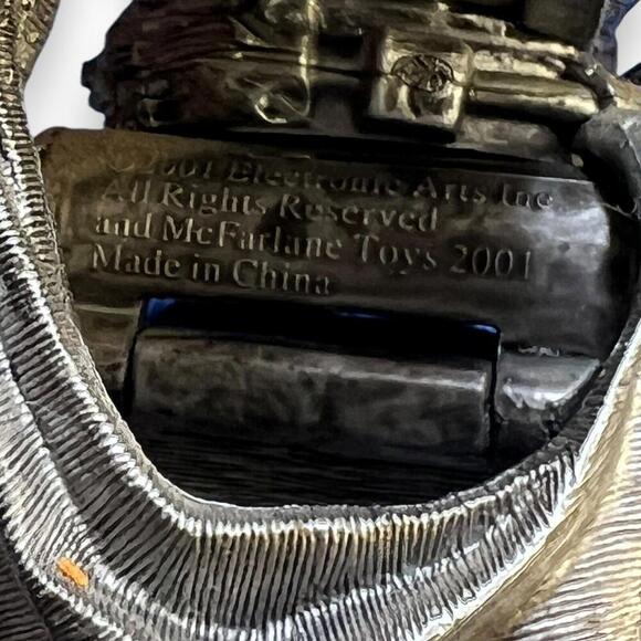 2001 2002 Lord Blackthorn Revenge McFarlane Toys EA  Action Figure Ultima Online - Picture 6 of 7